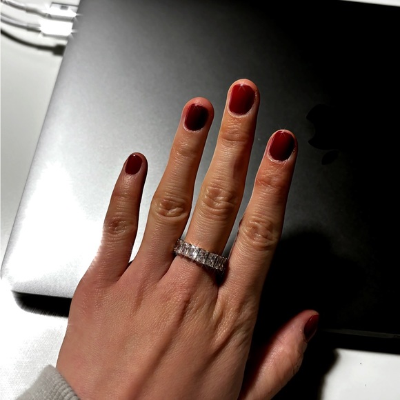 High quality sparkly ring. Doesn’t tarnish, has a bit weight to it. Brand new - Picture 3 of 5